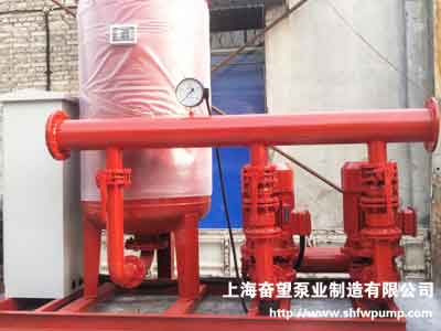 消防機(jī)組，此套設(shè)備用于建筑工地臨時(shí)供水