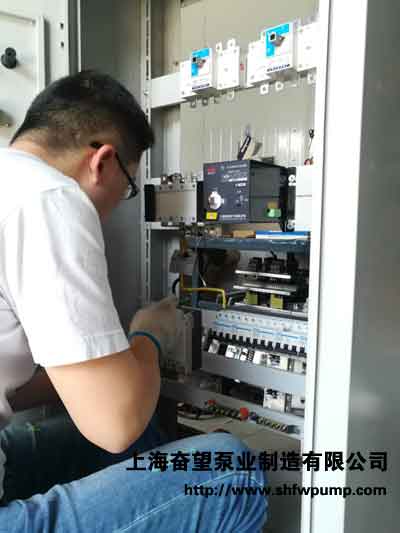 雙電源切換柜裝配現(xiàn)場(chǎng)