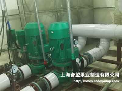 維修恒壓變頻給水設(shè)備和管道泵