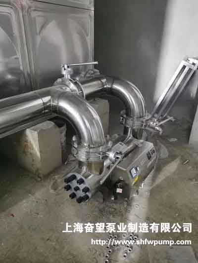 不銹鋼生活水箱和紫外線消毒器安裝完畢